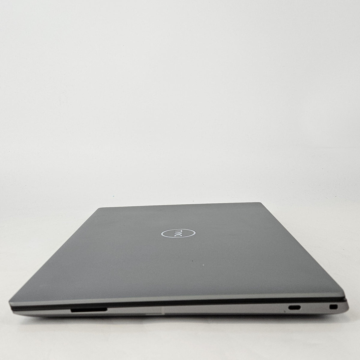 Dell Precision 5680 16 Gray 2.6 GHz Intel Core i9 13th Gen. 64GB RAM
