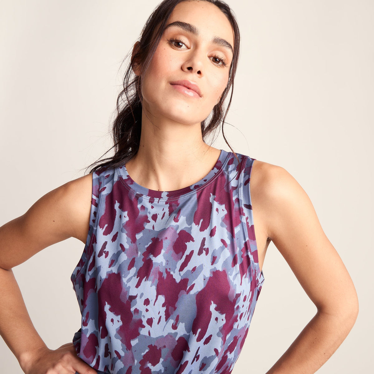 Quinn Womens Performance Vest - Smokey Blue Print