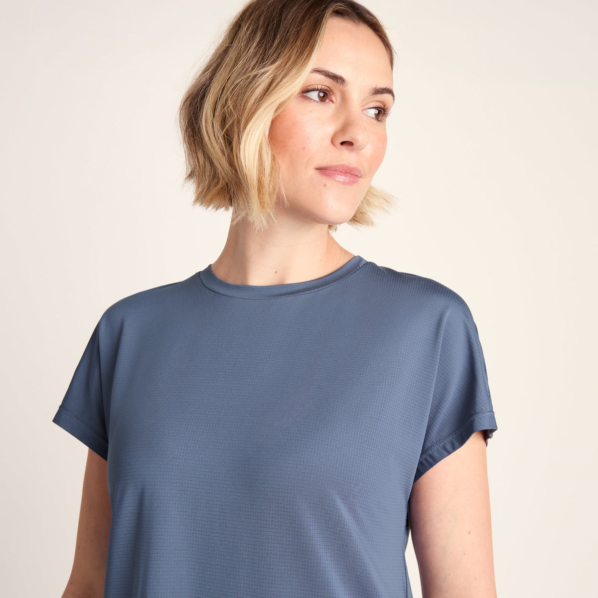 Skyla Womens Short Sleeve Performance Top - Smokey Blue