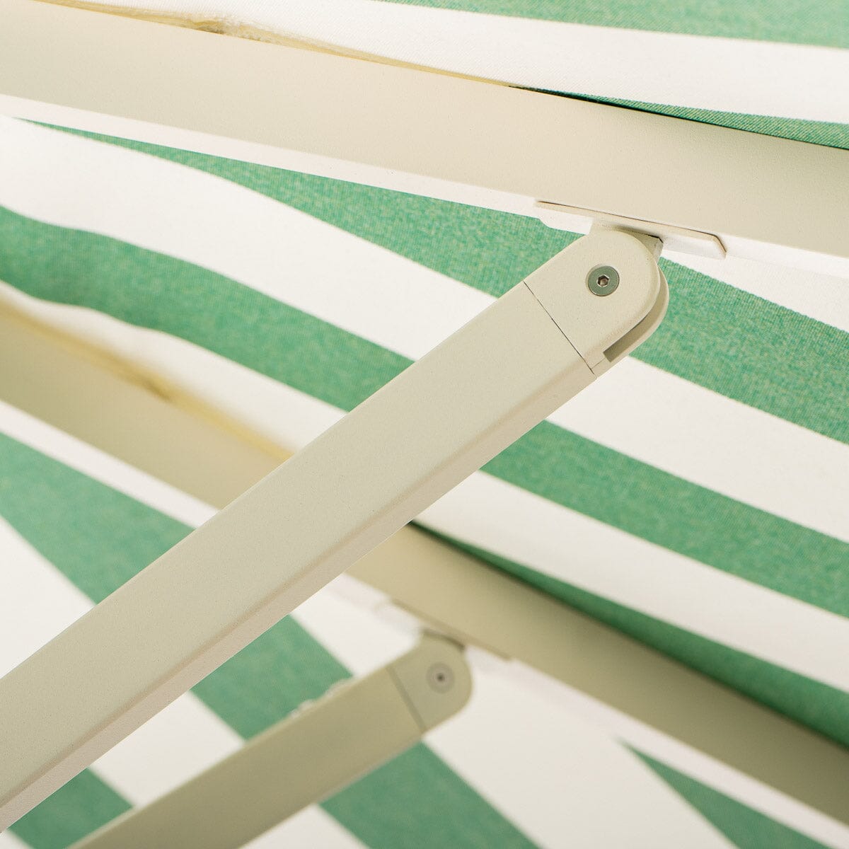 The Resort Market Umbrella