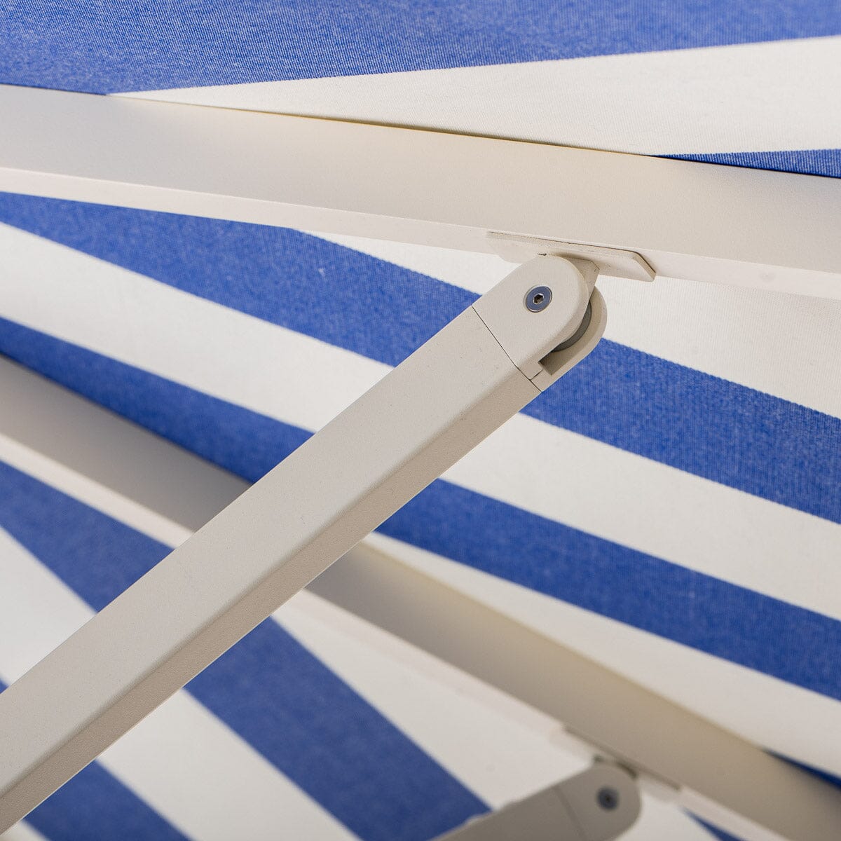 The Resort Market Umbrella