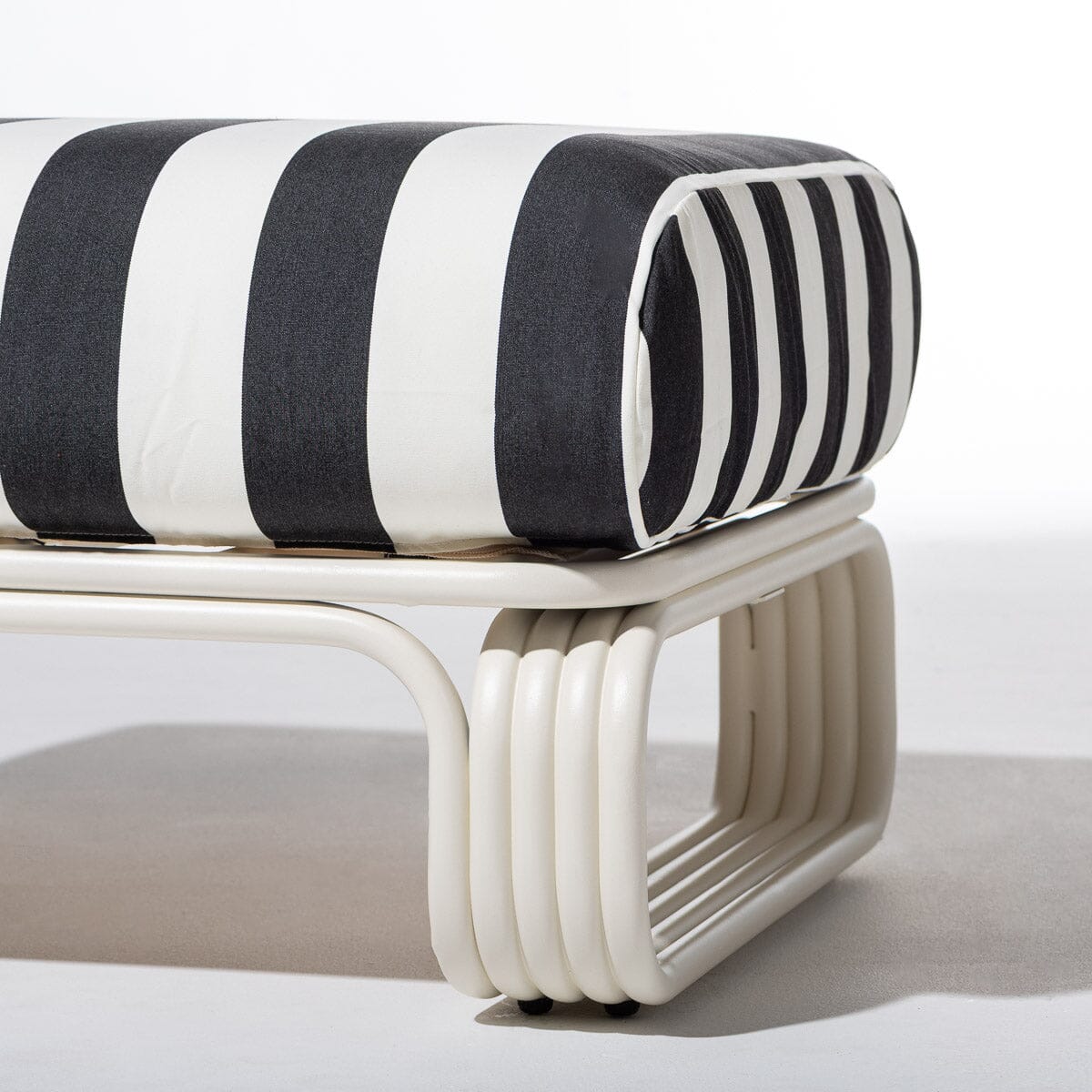 The Contini Ottoman