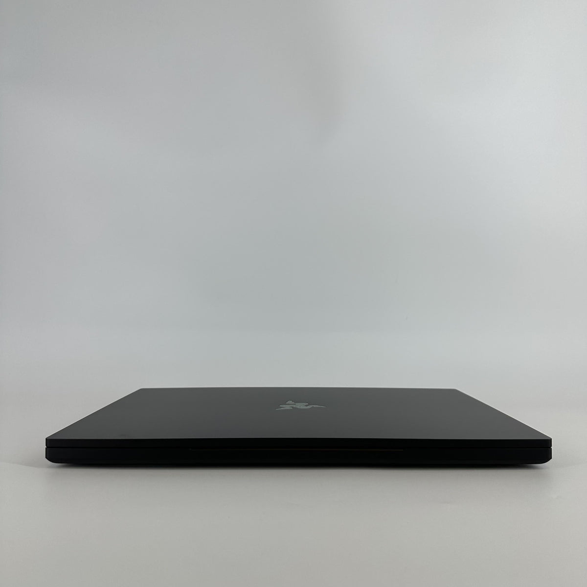 Razer Blade 18 2024 Black 2.2 GHz Intel Core i9 14th Gen. 32GB RAM