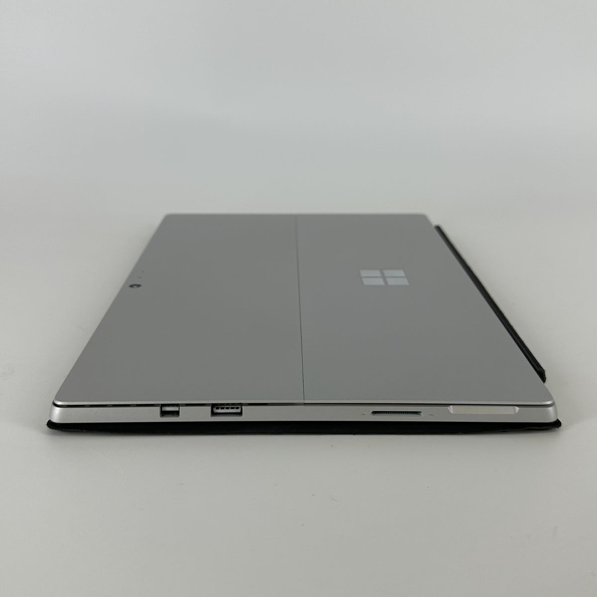 Microsoft Surface Pro 6 12.3 Silver WiFi 1.9 GHz Intel Core i7 8th