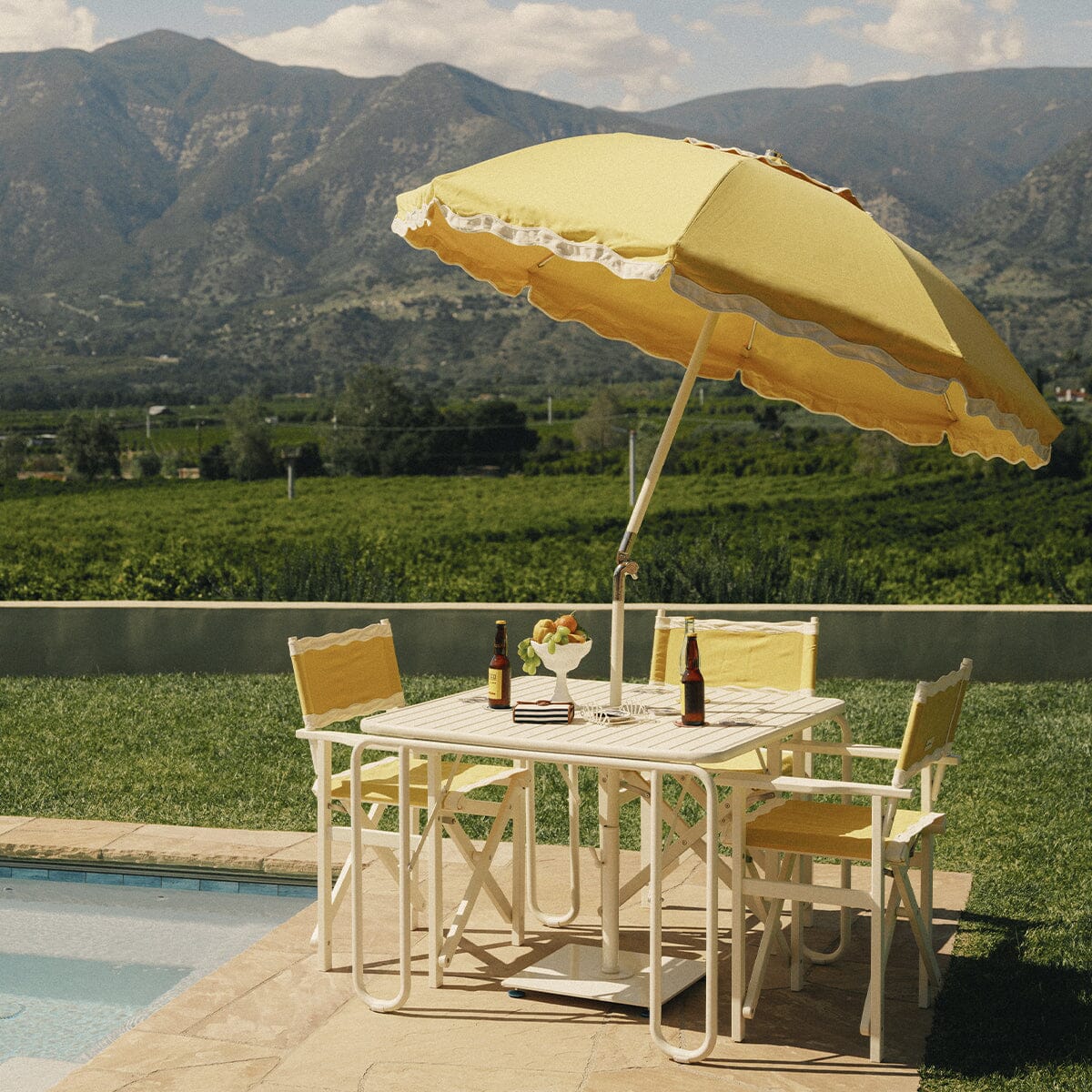 The Sunliner Card Table