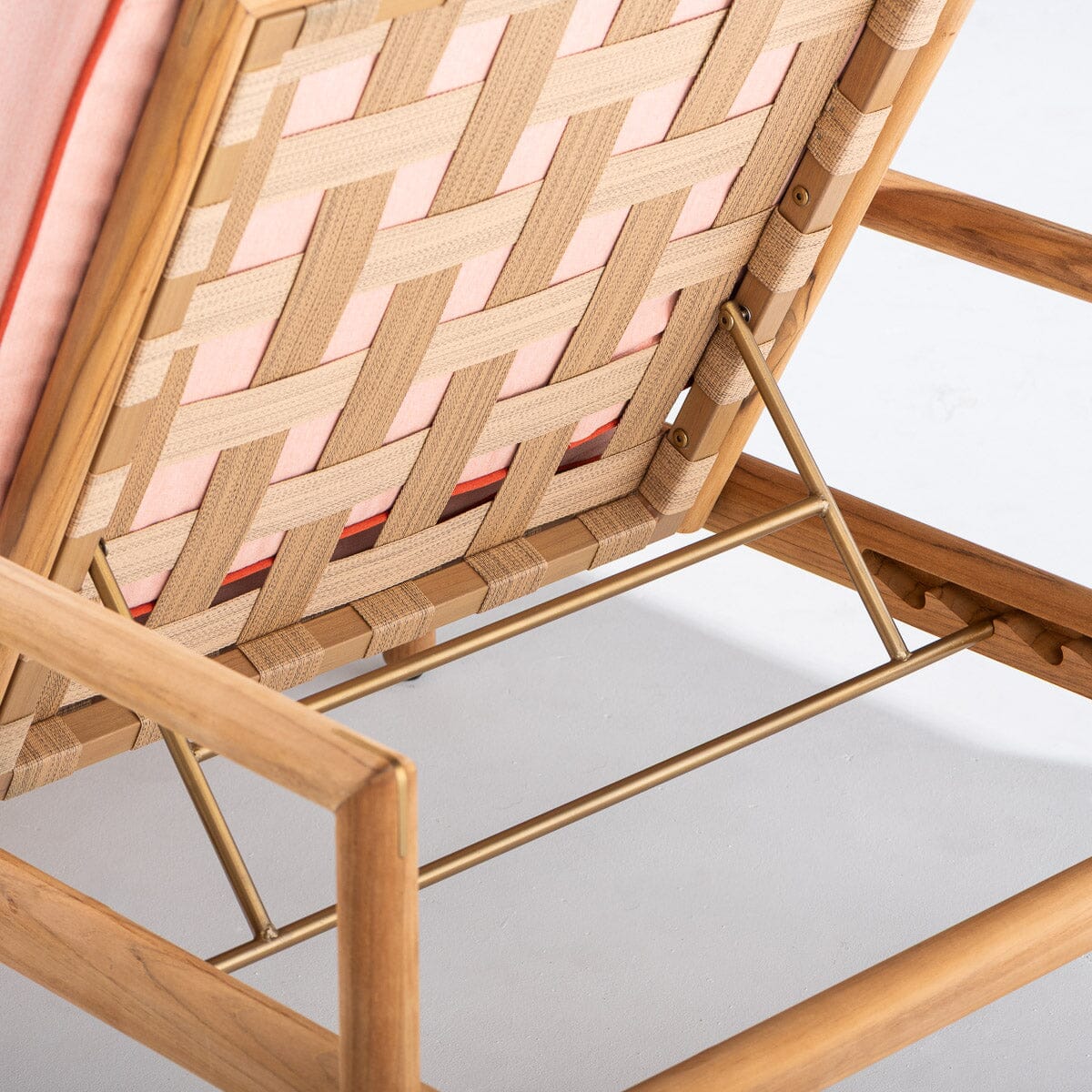 The WES Sun Lounger