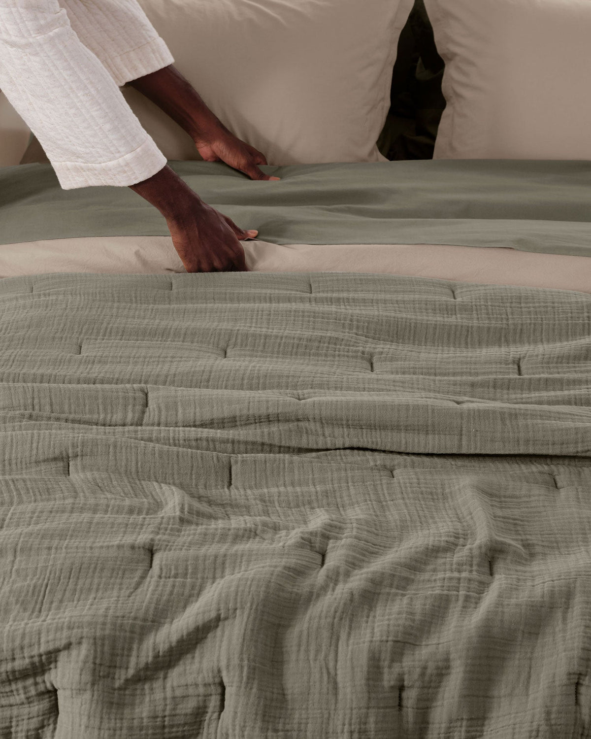 Organic Cloud Cotton Quilt (Moss)