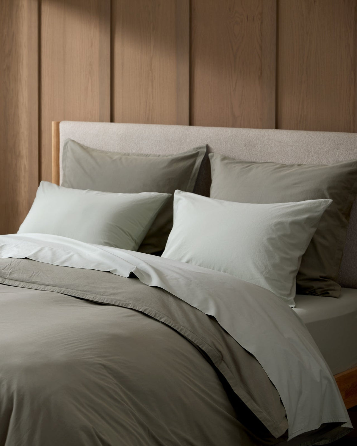 Percale Fitted Sheet - FINAL SALE (Sage)