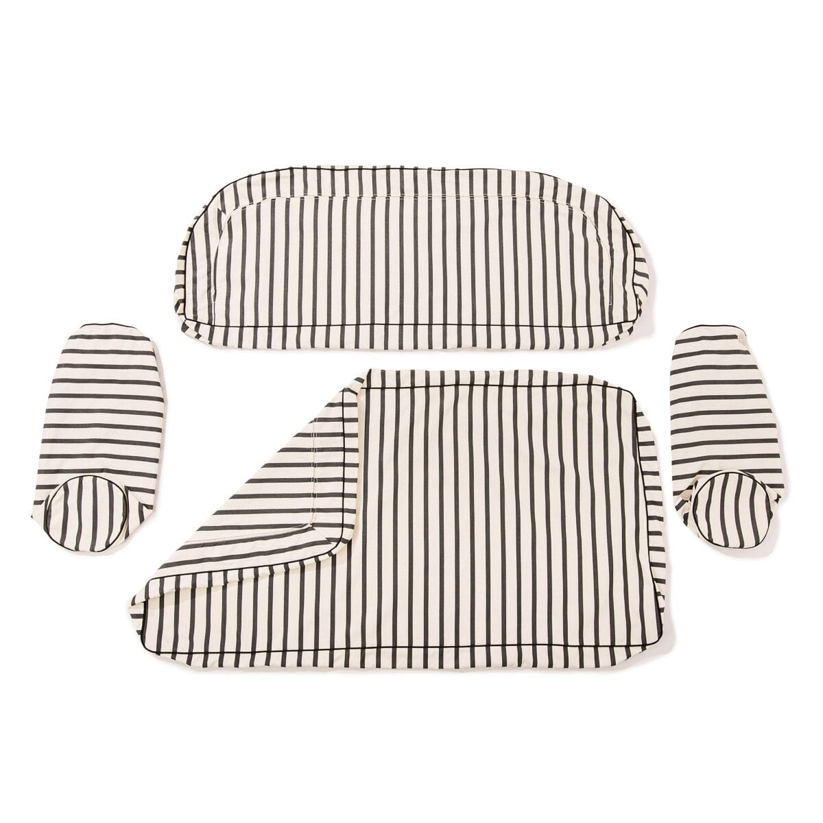 The Al Fresco Love Seat