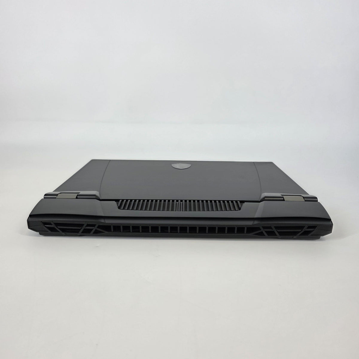 MSI Titan GT77 17.3 Black 2.0 GHz Intel Core i7 12th Gen. 32GB RAM