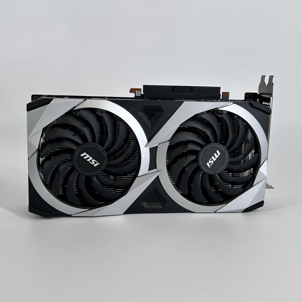 AMD Radeon RX 6700 XT 12GB RAM