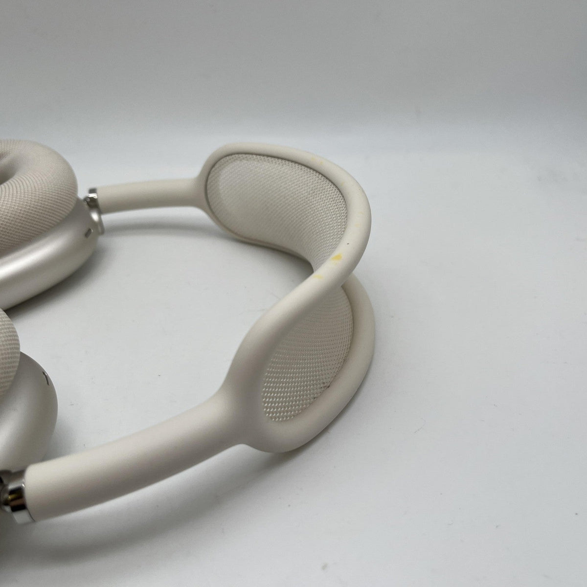Apple AirPods Max USB-C Gold