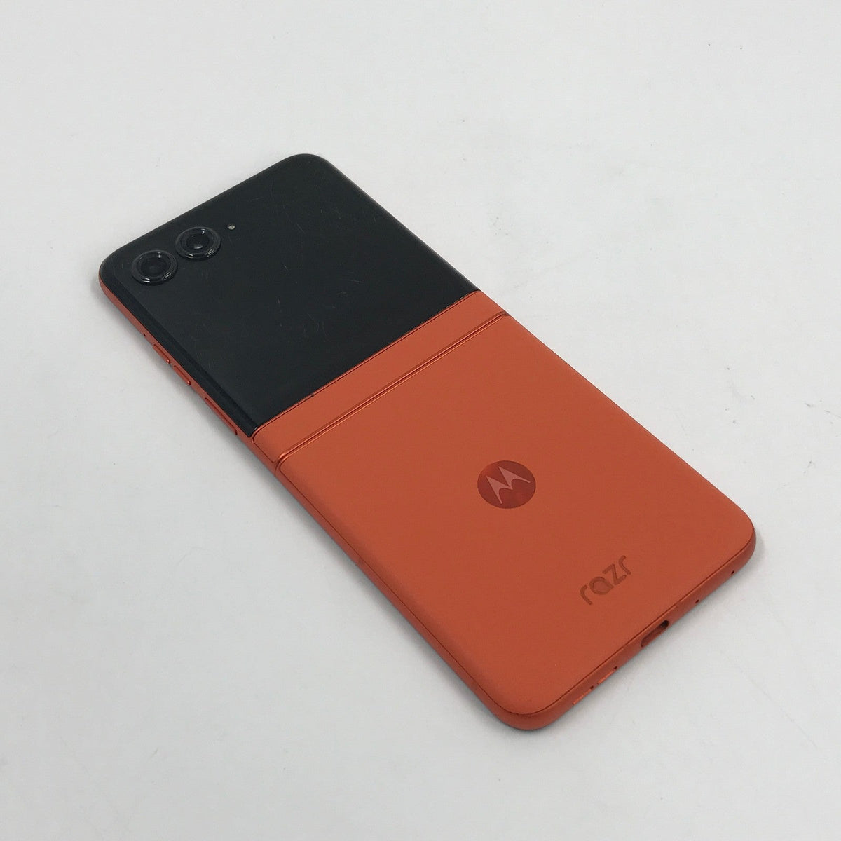 Motorola Razr (2024) 256GB Orange (GSM Unlocked)