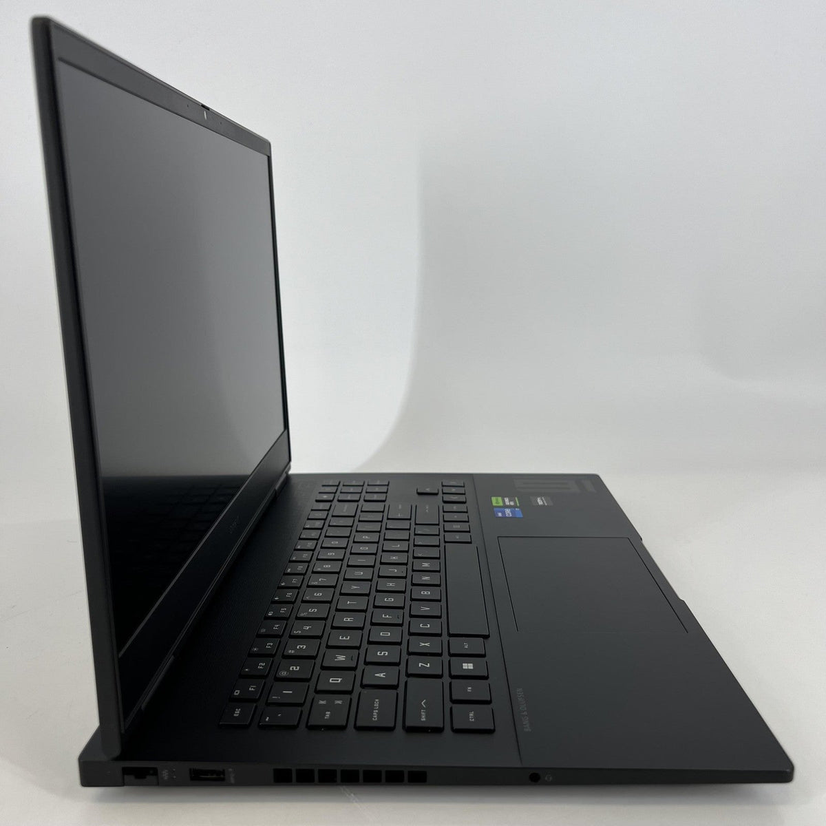 HP Omen 16 Black 2.4 GHz Intel Core i7 13th Gen. 16GB RAM 1TB Solid
