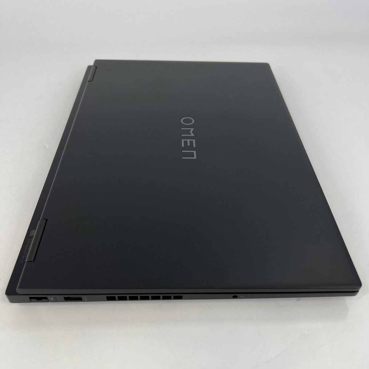 HP Omen 16 Black 2.4 GHz Intel Core i7 13th Gen. 16GB RAM 1TB Solid