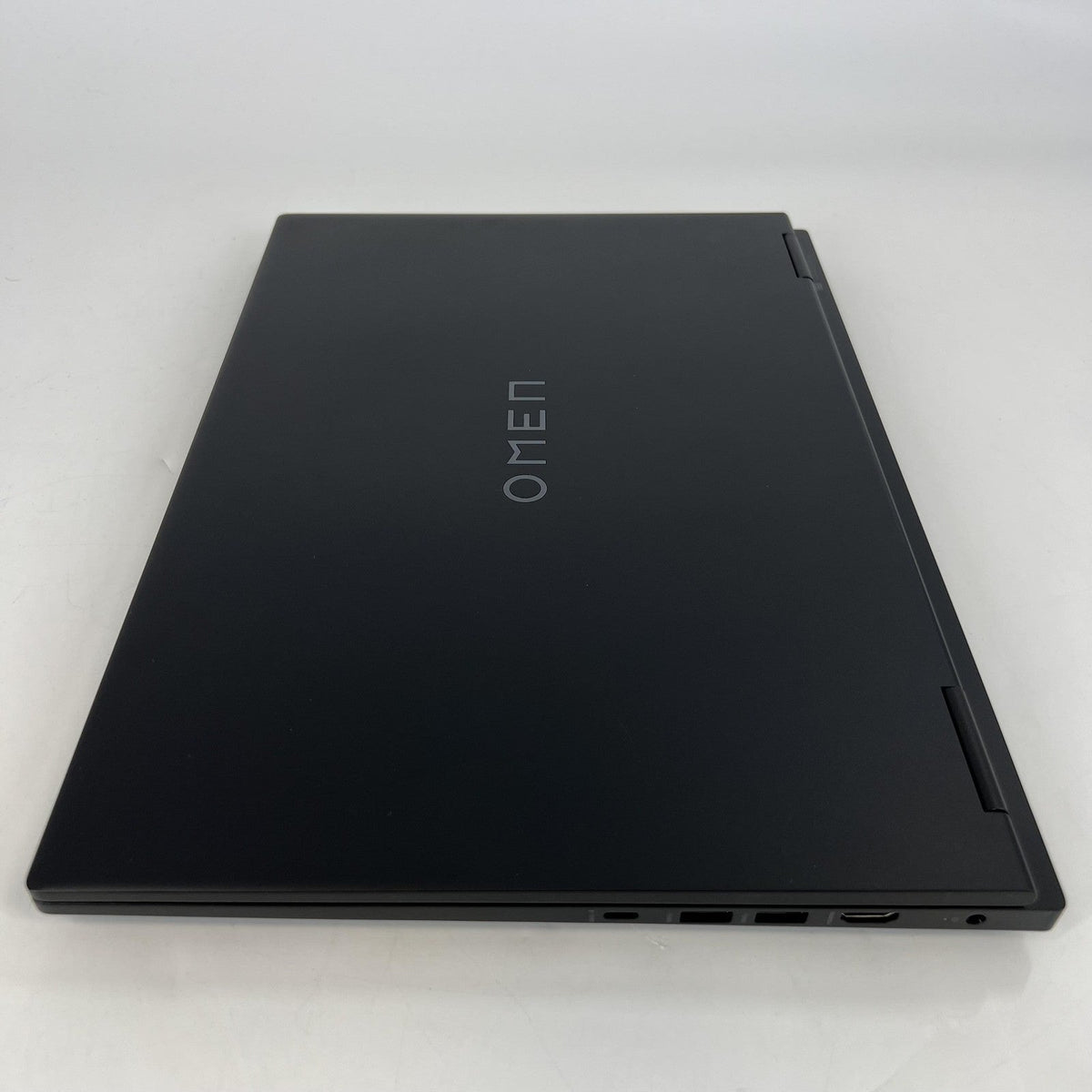 HP Omen 16 Black 2.4 GHz Intel Core i7 13th Gen. 16GB RAM 1TB Solid