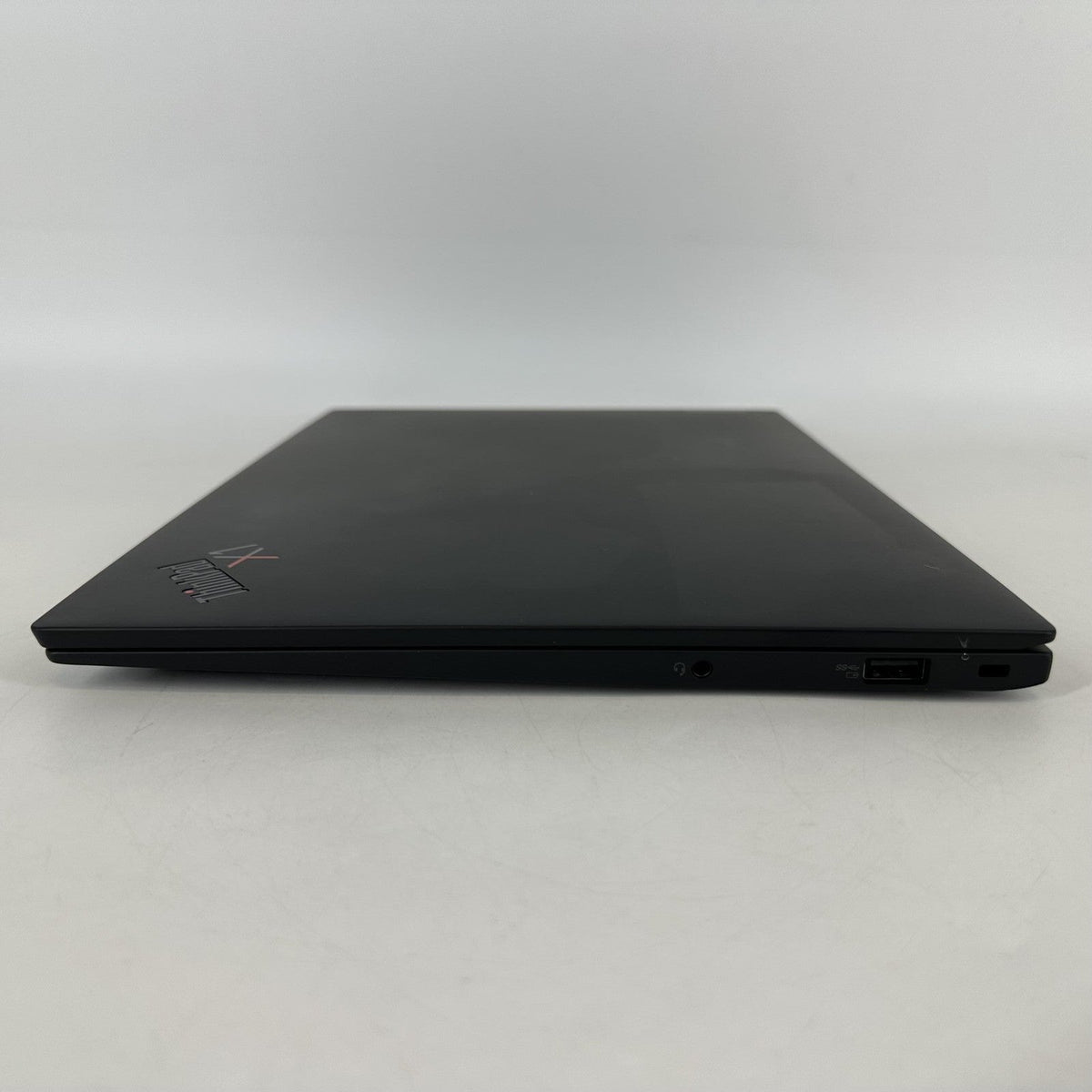Lenovo ThinkPad X1 Carbon Gen 11 14 Black 1.7 GHz Intel Core i7 13th