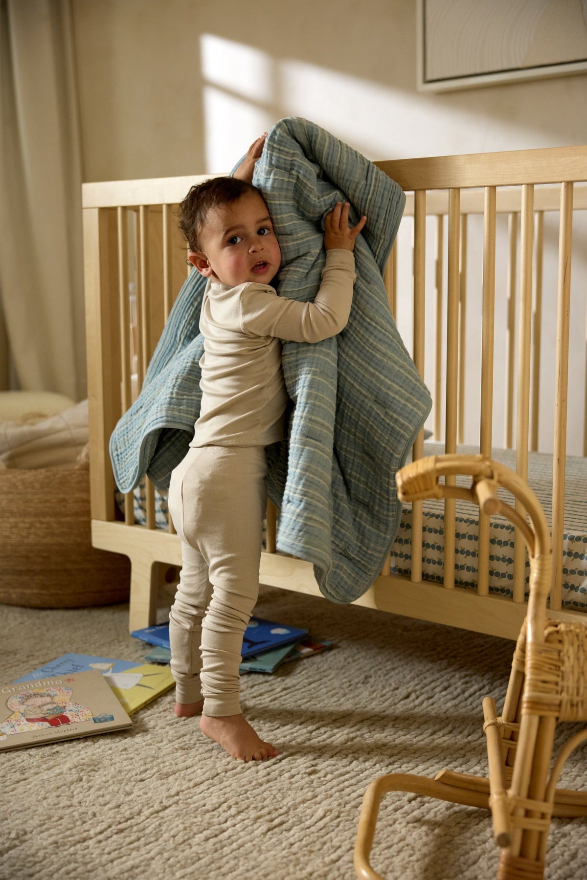 Percale Crib Sheet (Blueberries)