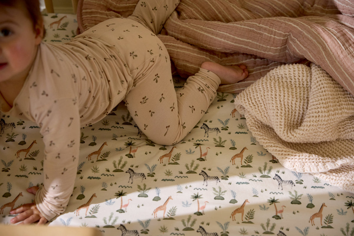 Percale Crib Sheet (Animal Print)