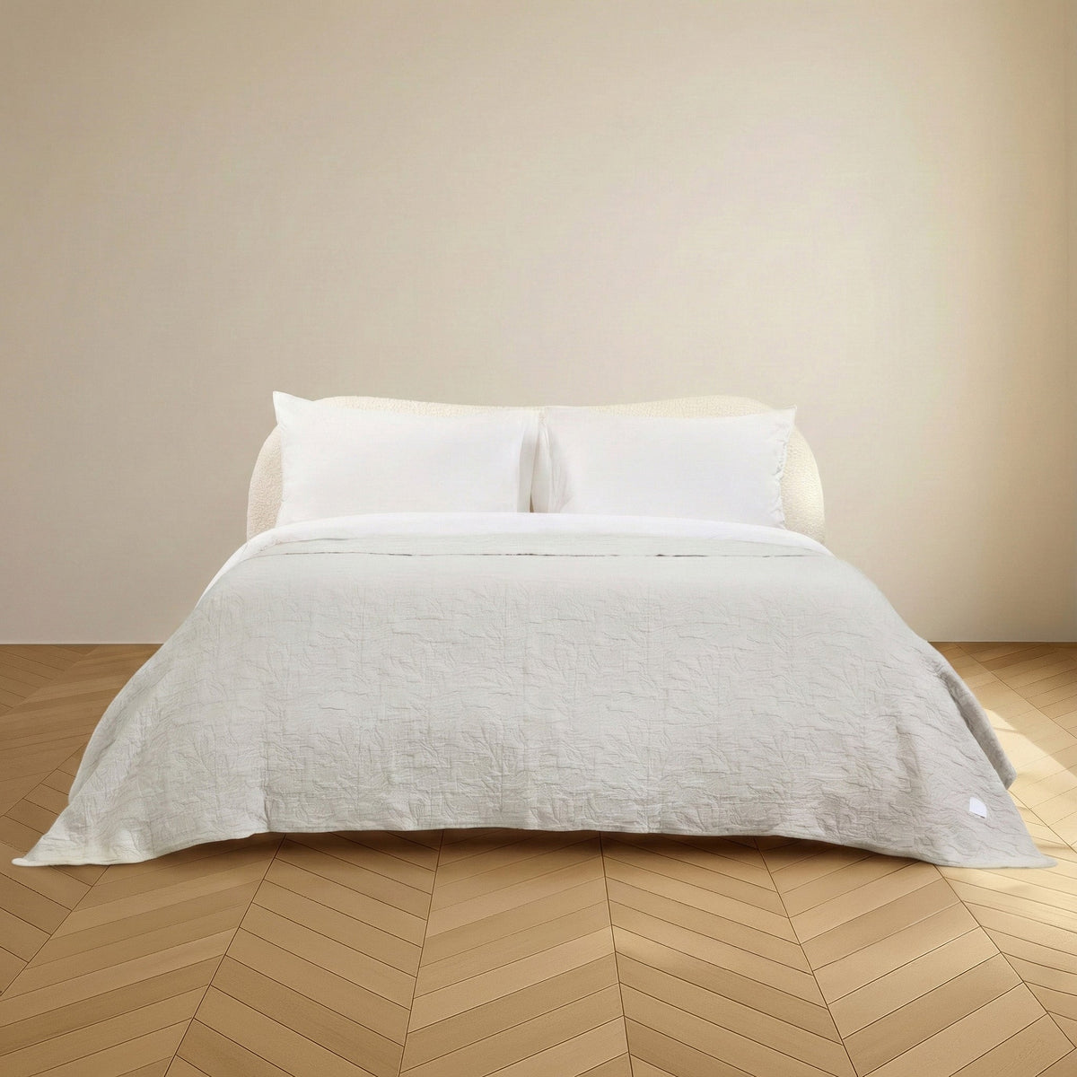 Matelassé Coverlet