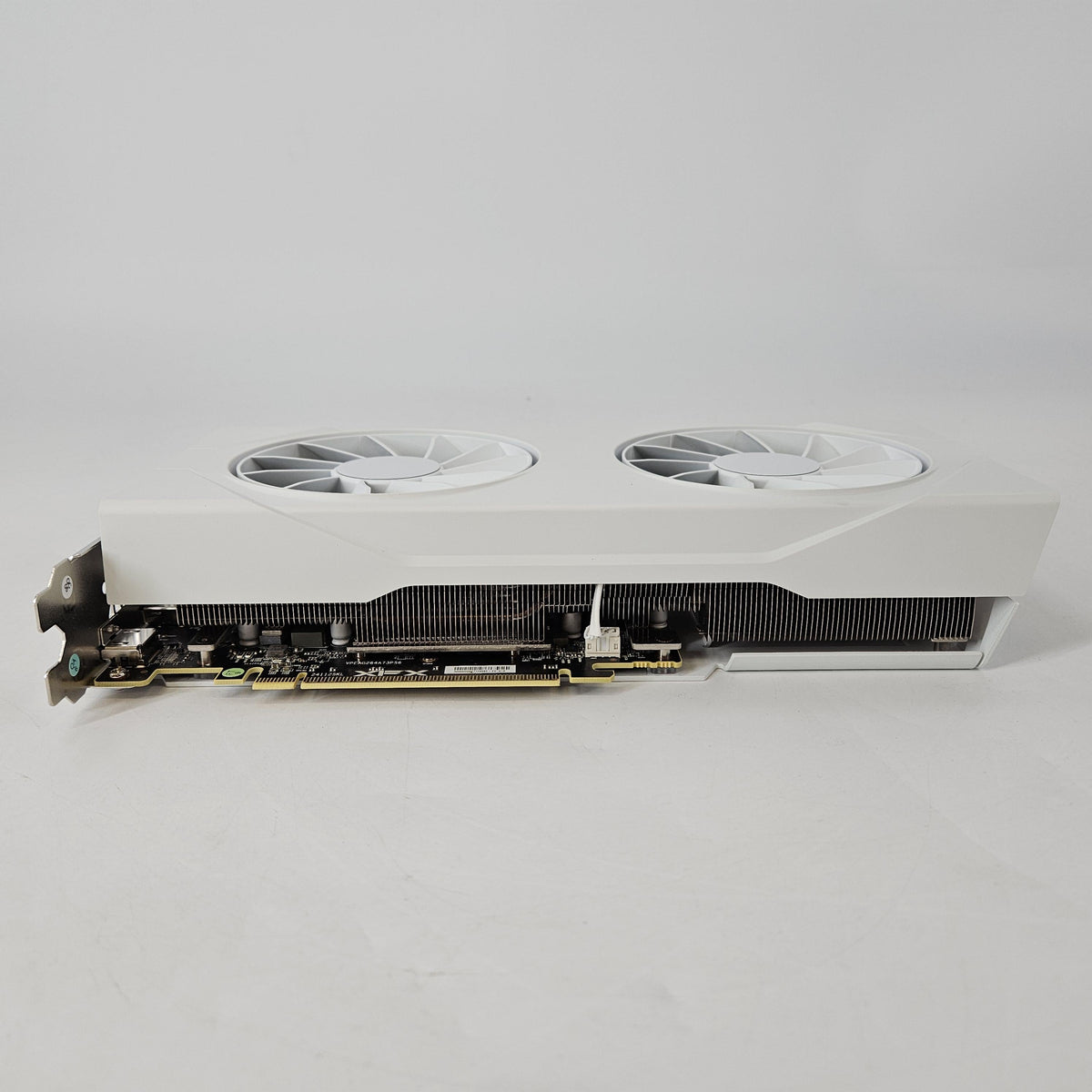 AMD Radeon RX 9060 XT 8GB RAM