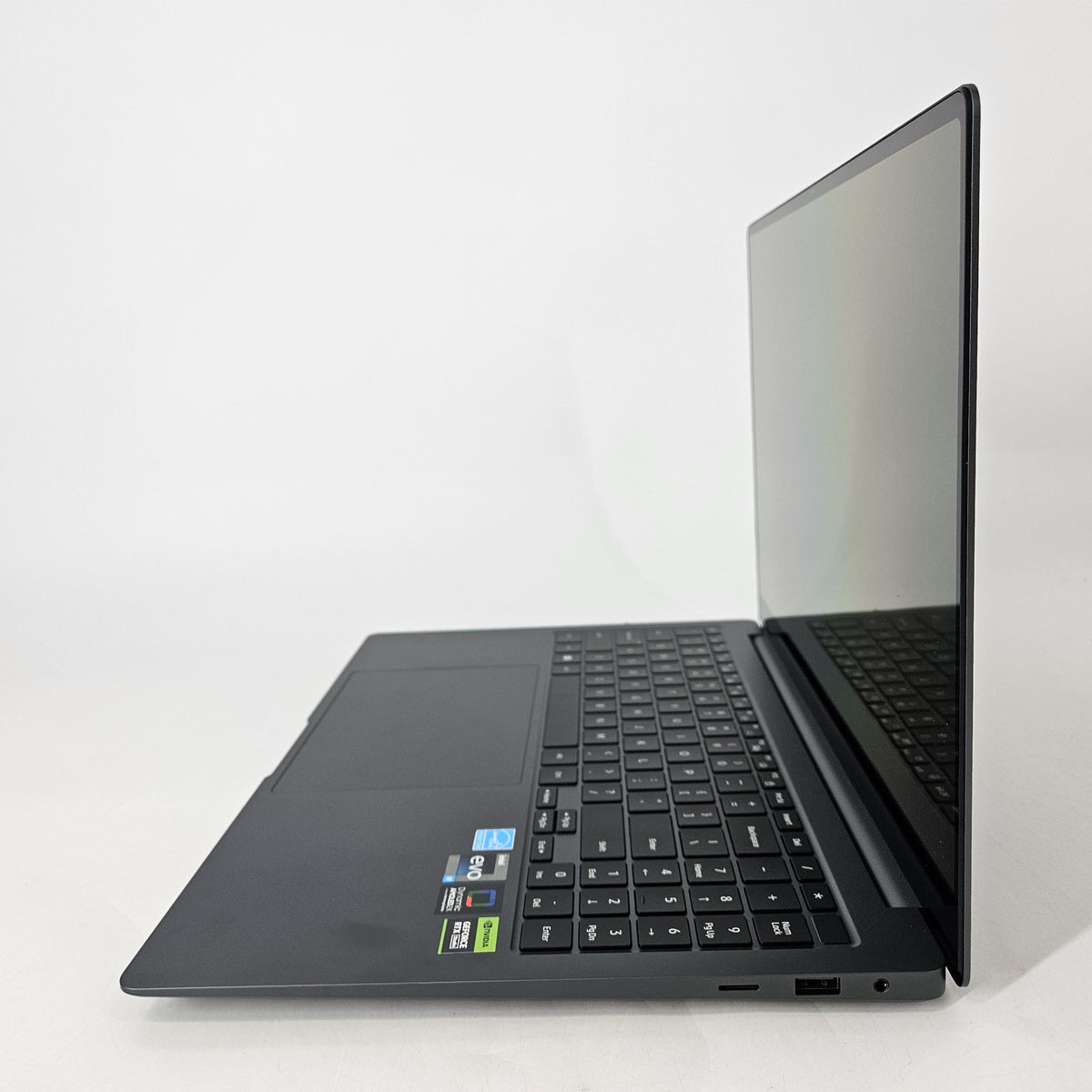 Samsung Galaxy Book3 Ultra 16 Graphite 2.6 GHz Intel Core i9 13th