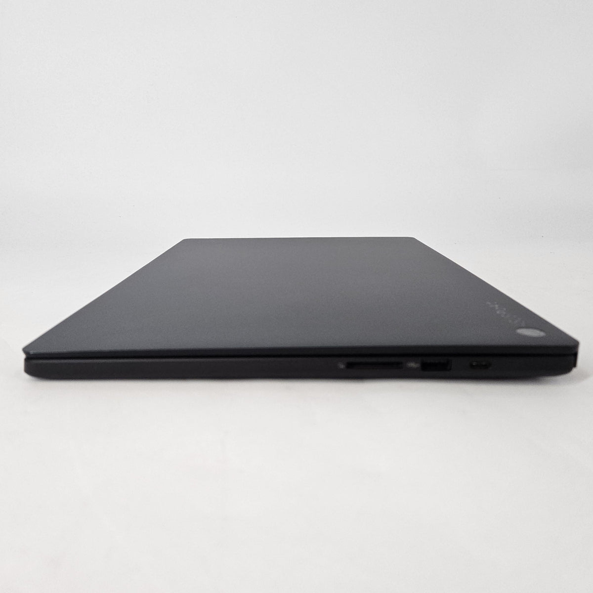 Asus ProArt P16 Black 2.0 GHz AMD Ryzen AI 9 HX 370 32GB RAM 2TB