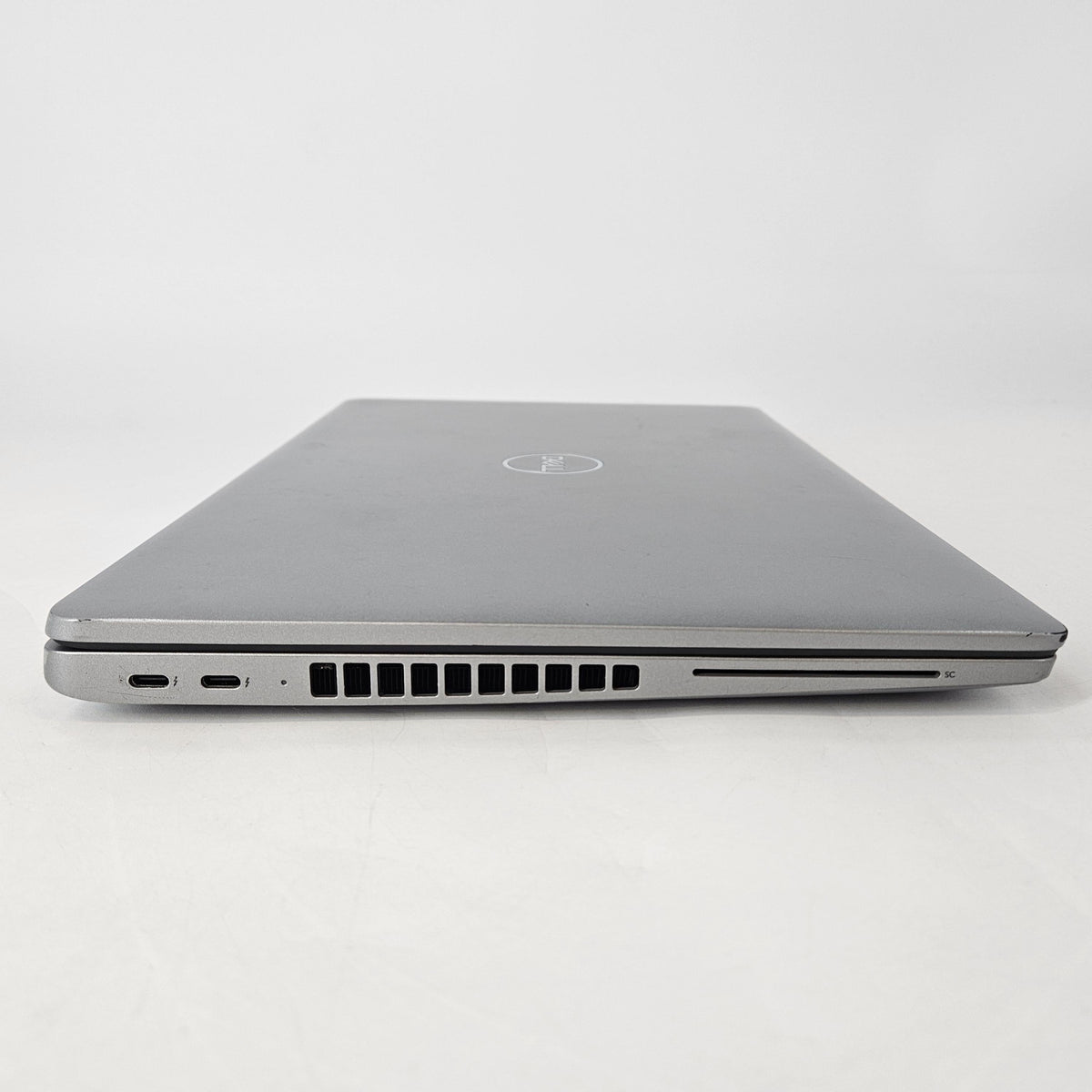 Dell Latitude 5540 15.6 Gray 1.7 GHz Intel Core i7 13th Gen. 32GB RAM