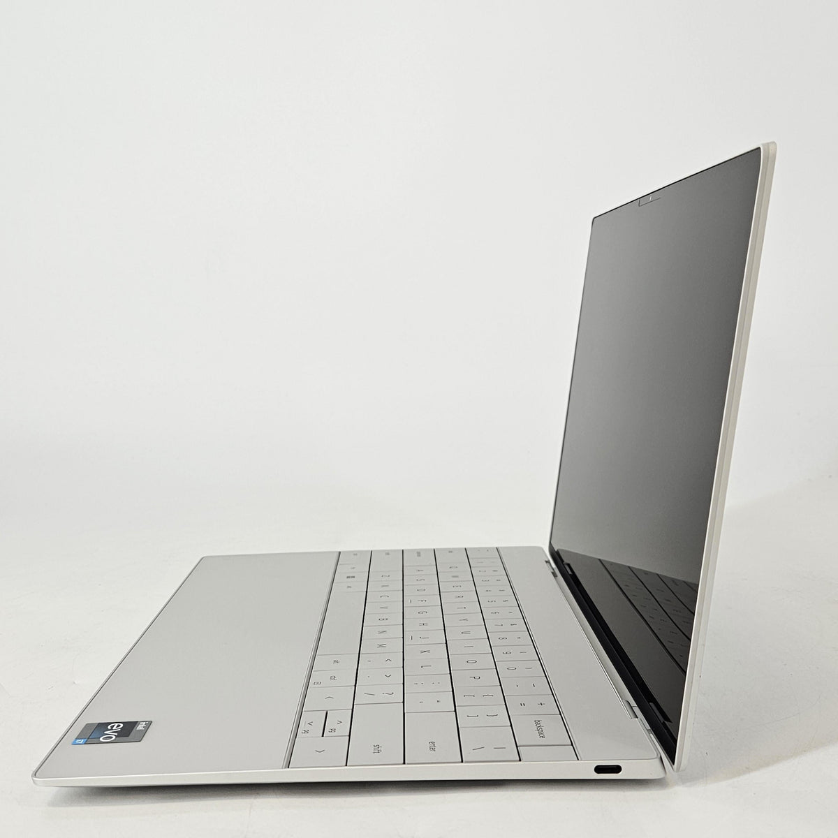 Dell XPS 13 Plus 9320 Silver 1.8 GHz Intel Core i7 12th Gen. 32GB RAM