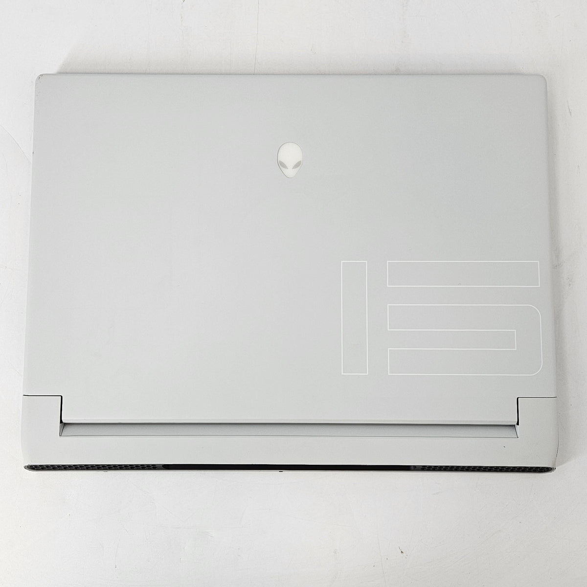 Dell Alienware X15 R2 White 2.5 GHz Intel Core i9 12th Gen. 32GB RAM