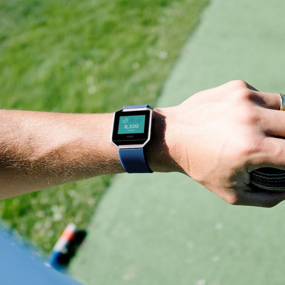 Fitbit Blaze – Smart Fitness Watch HR Monitor – Large – Blue Band – FB502SBUL