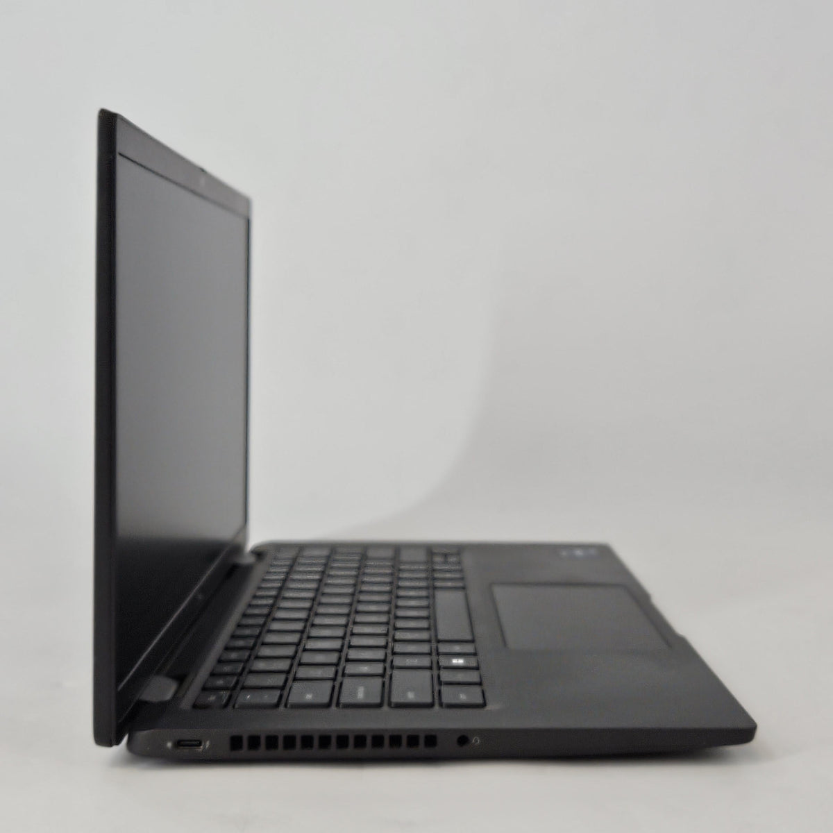 Dell Latitude 7430 14 Black 2.2 GHz Intel Core i7 12th Gen. 16GB RAM