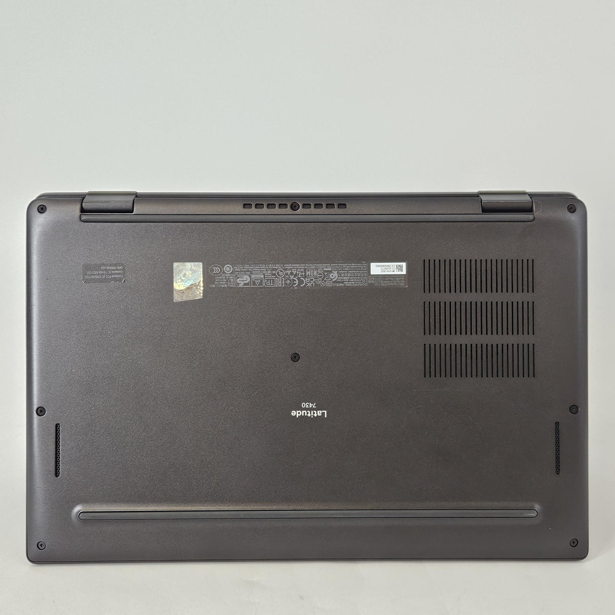 Dell Latitude 7430 14 Black 2.2 GHz Intel Core i7 12th Gen. 16GB RAM