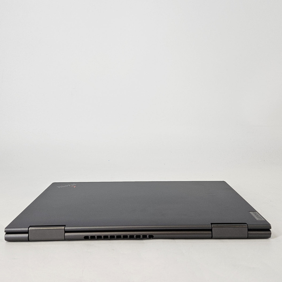 Lenovo ThinkPad X1 Yoga Gen 6 14 Gray 2.4 GHz Intel Core i5 11th Gen.