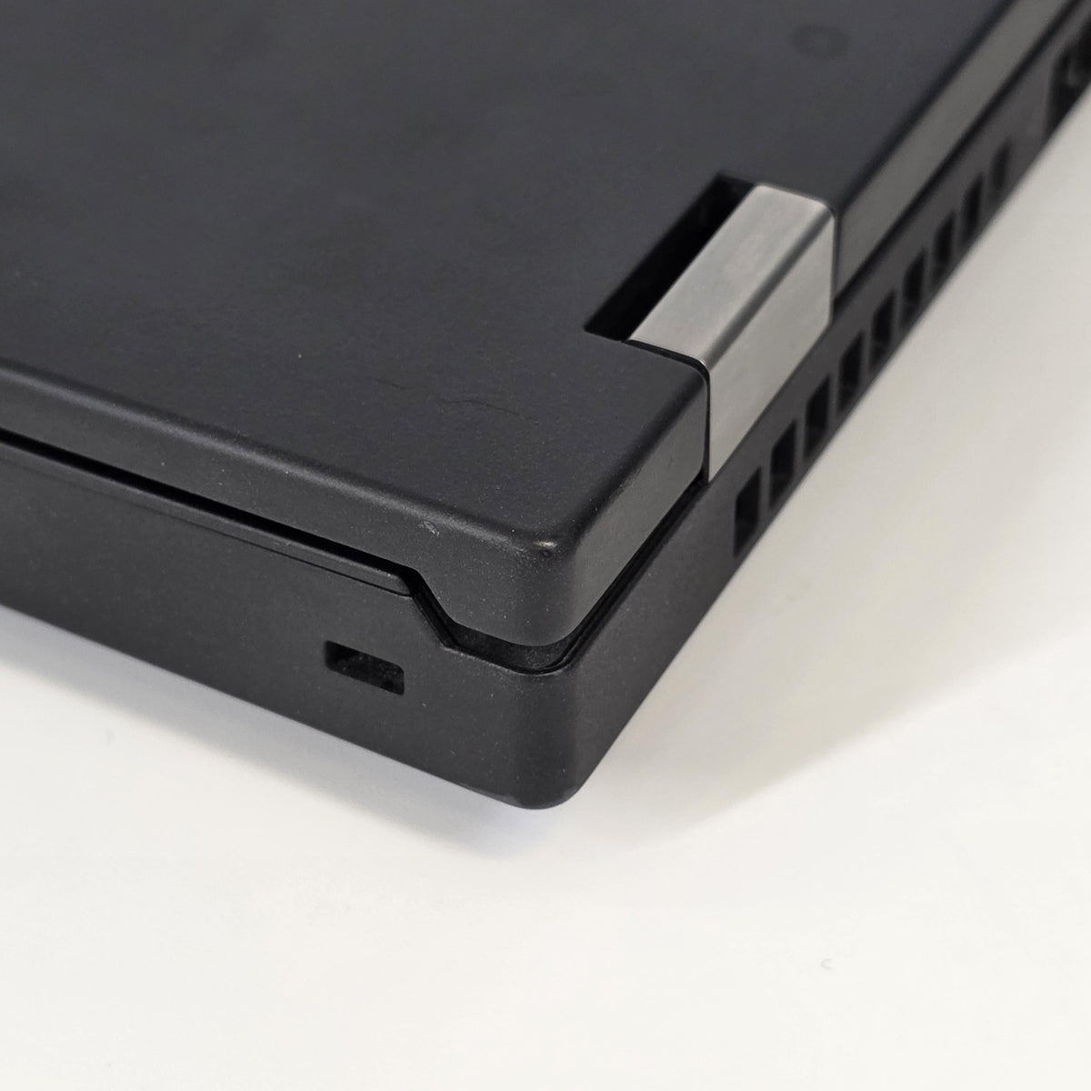 Lenovo ThinkPad P15 Gen 2 Black 2.3 GHz Intel Core i7 11th Gen. 32GB