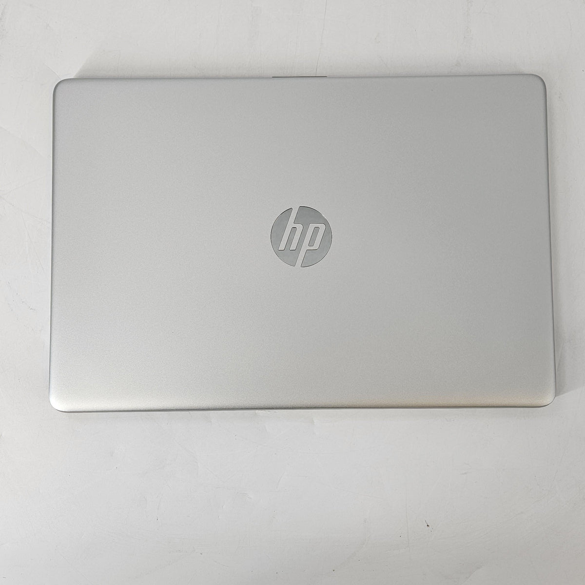 HP Notebook 15 Silver 2.8 GHz Intel Core i7 11th Gen. 16GB RAM 512GB