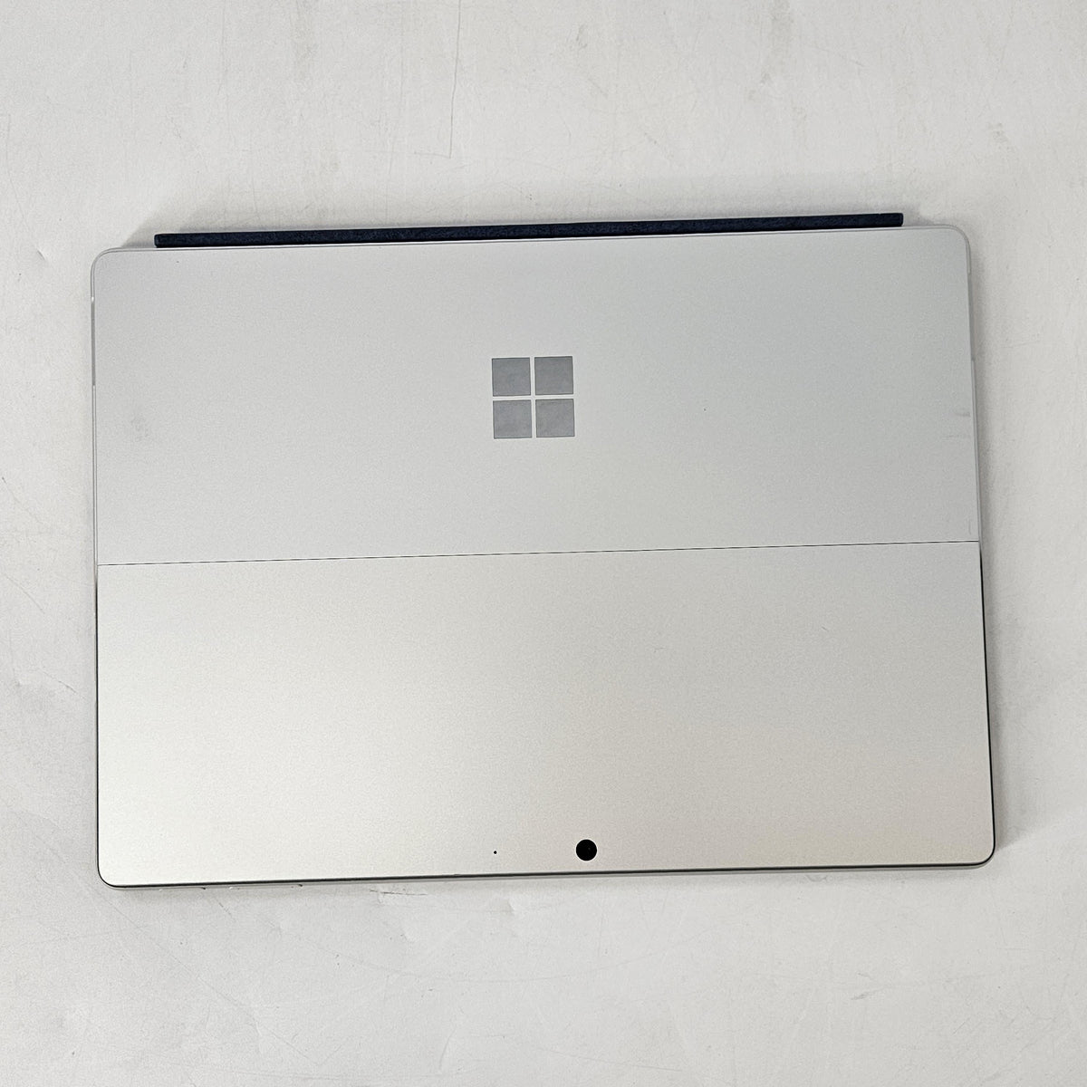 Microsoft Surface Pro 9 13 Platinum WiFi 2.6 GHz Intel Core i7 12th