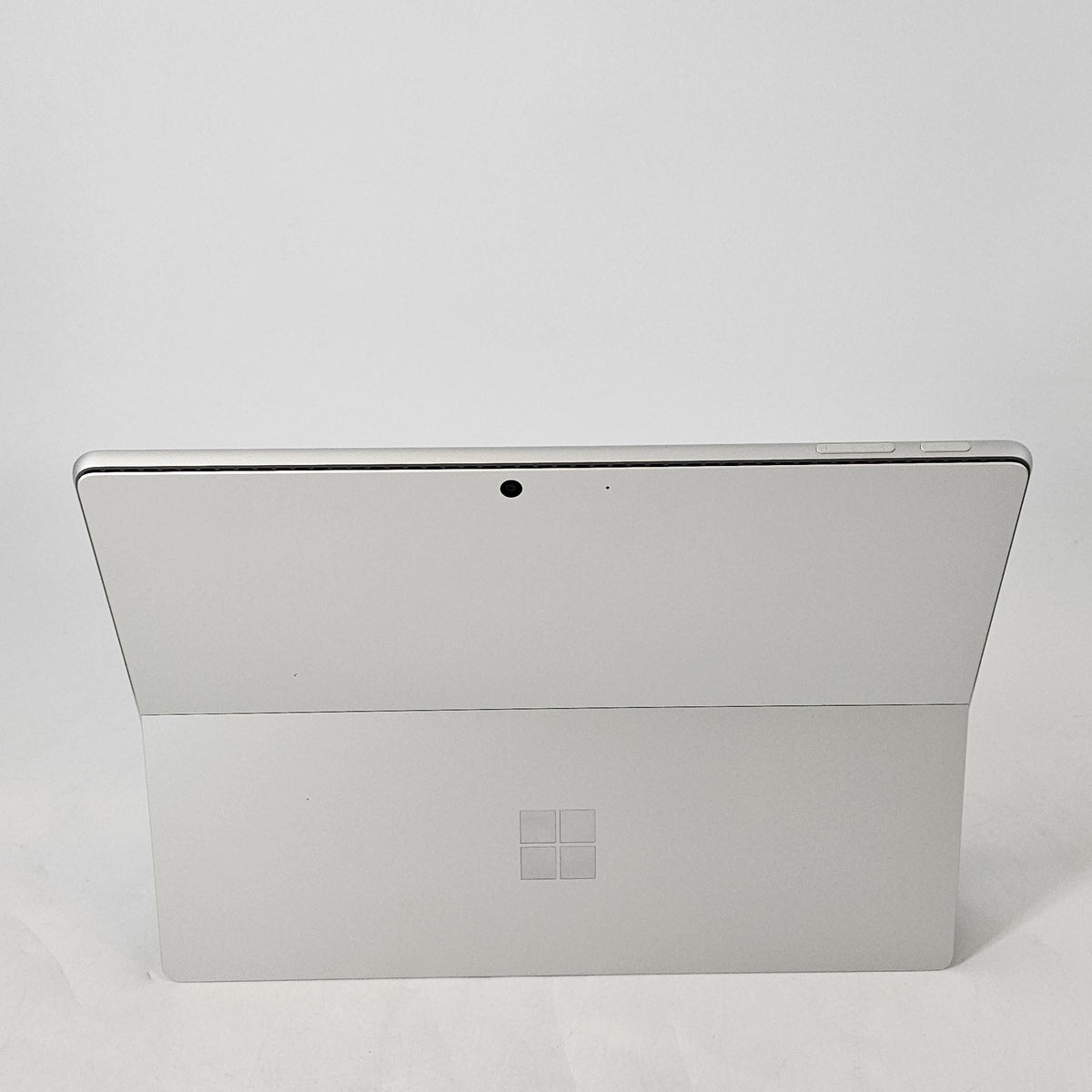 Microsoft Surface Pro 9 13 Platinum WiFi 2.6 GHz Intel Core i7 12th