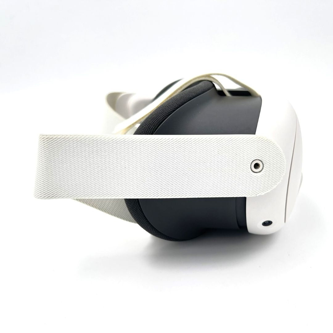 Meta - Quest 3 Breakthrough Mixed Reality - 128GB - White - 899-00579-01