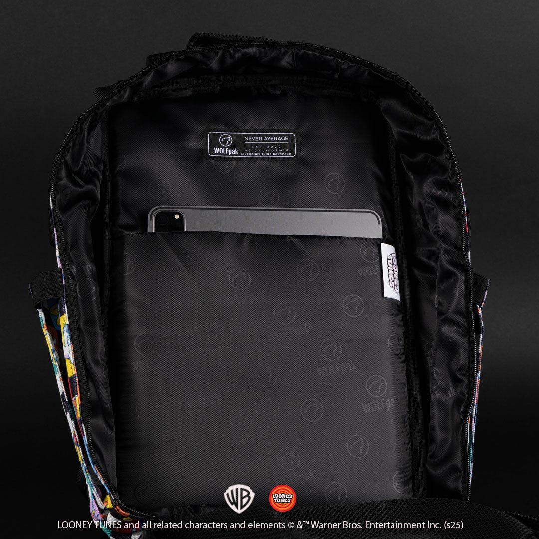 35L Backpack Looney Tunes (SALE)