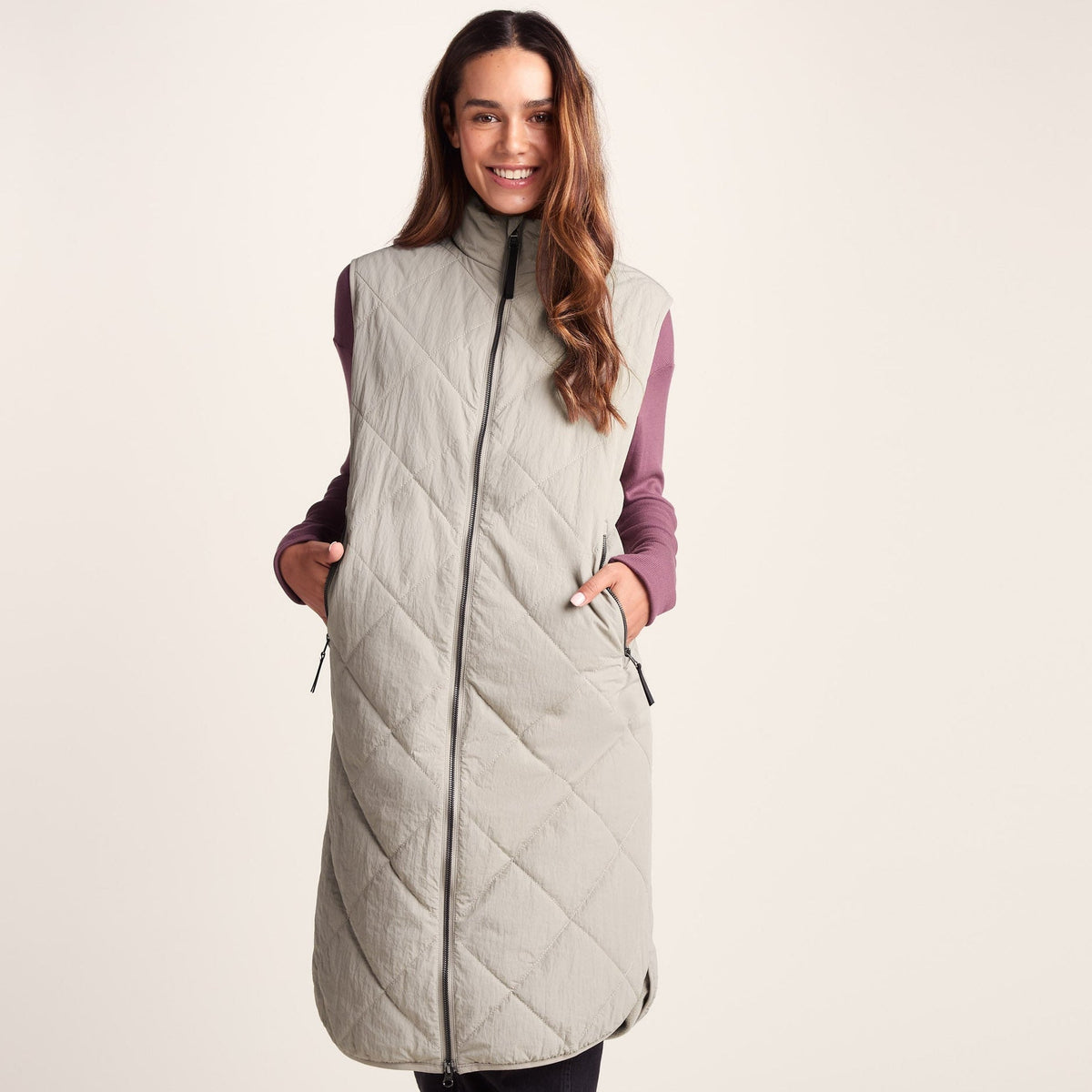 Anda Womens Shower Resistant Insulated Gilet - Dark Taupe