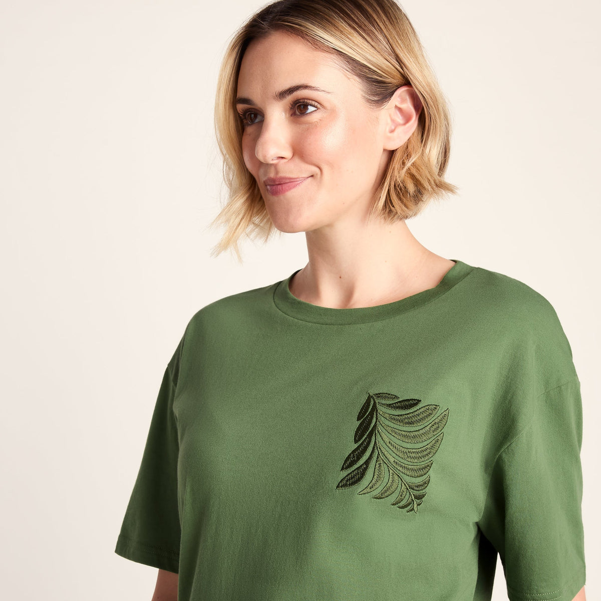 Botanical Womens Relaxed Fit Supersoft T-shirt - Dark Matcha