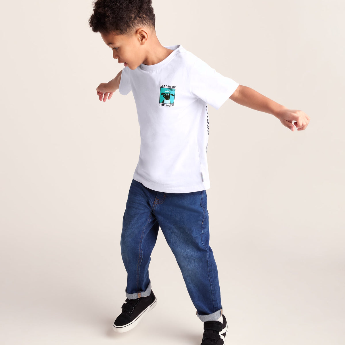 Cameroon Kids Shaun the Sheep T-Shirt - Optic White/Spearmint Green