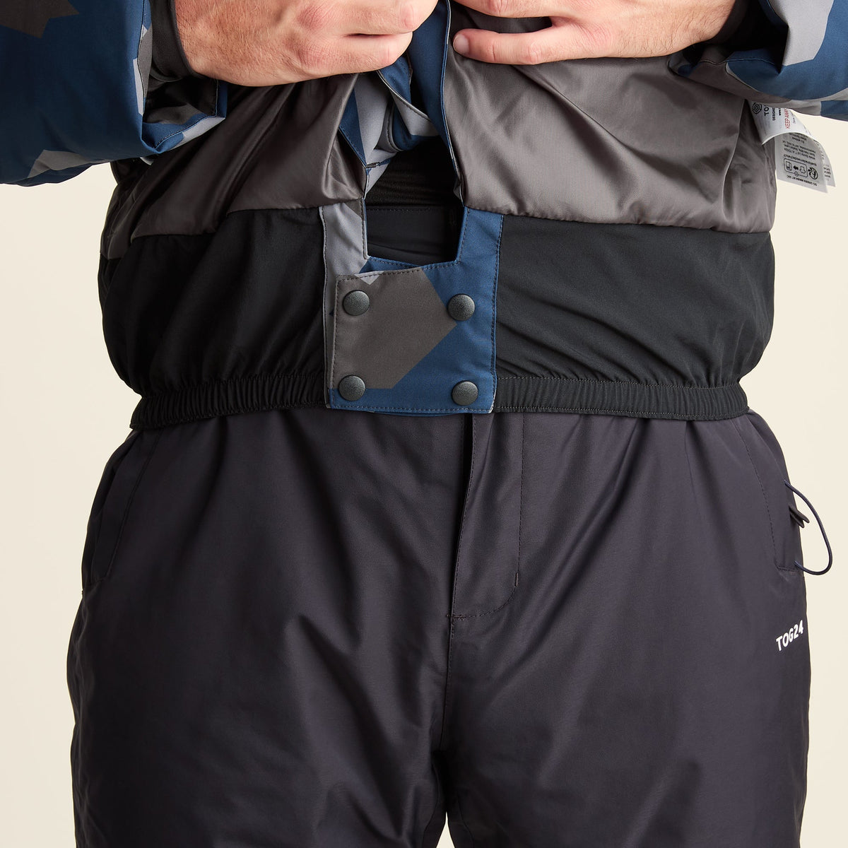 Davos Mens Shower Resistant Insulated Ski Jacket - Blue Geo Camo Print
