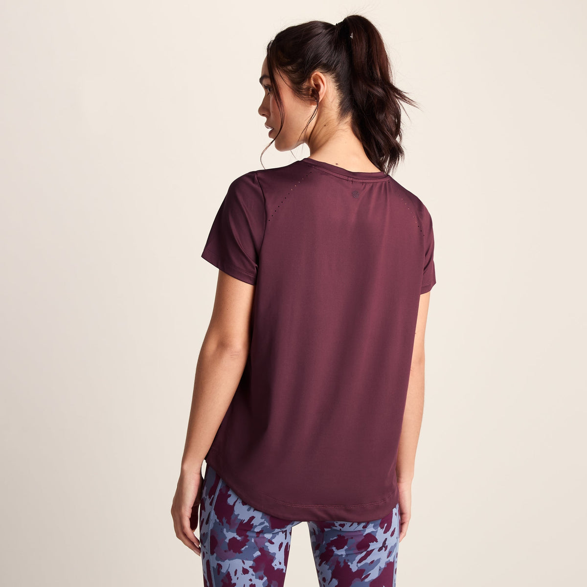 Florrie Womens Performance T-Shirt - Black Raspberry