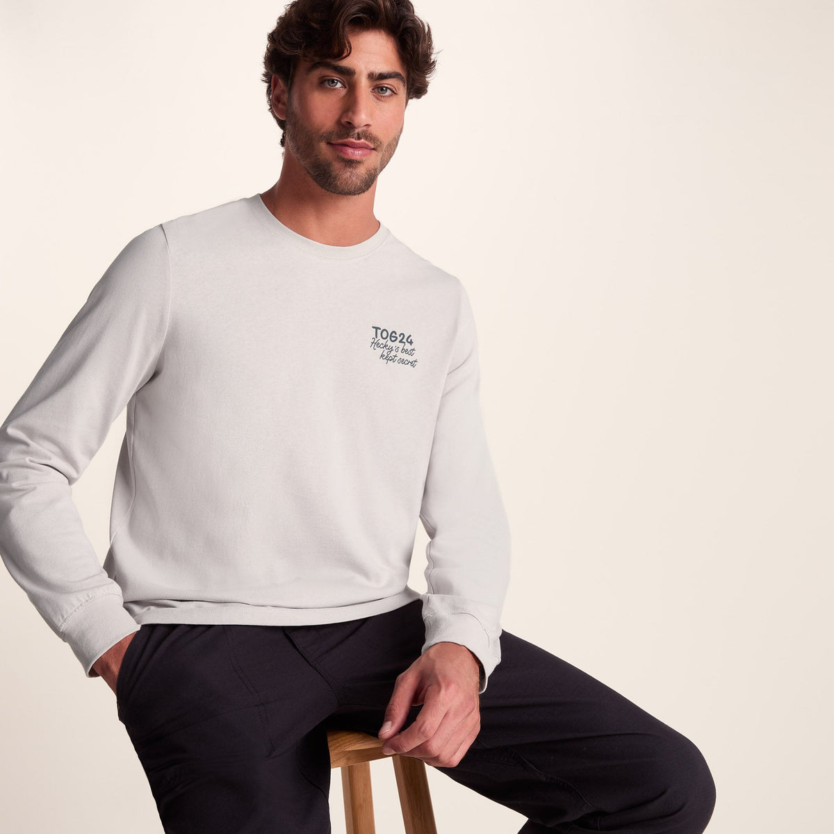 Hecky Mens Long Sleeve T-Shirt - Raincloud