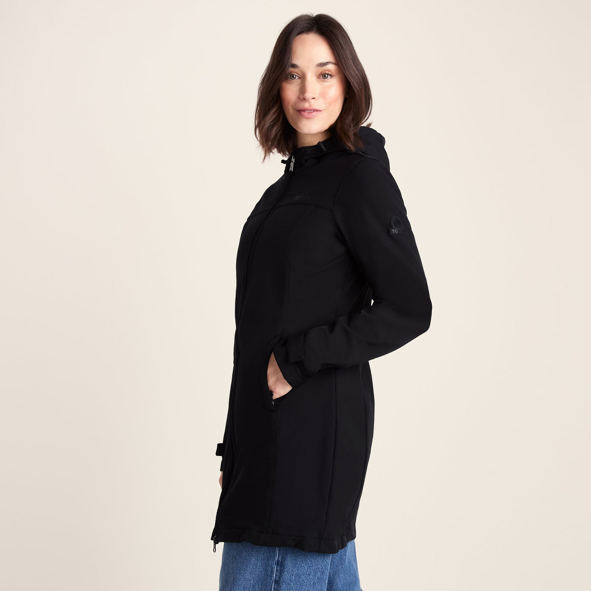 Keld Womens Long Shower Resistant Hooded Softshell Jacket - Black
