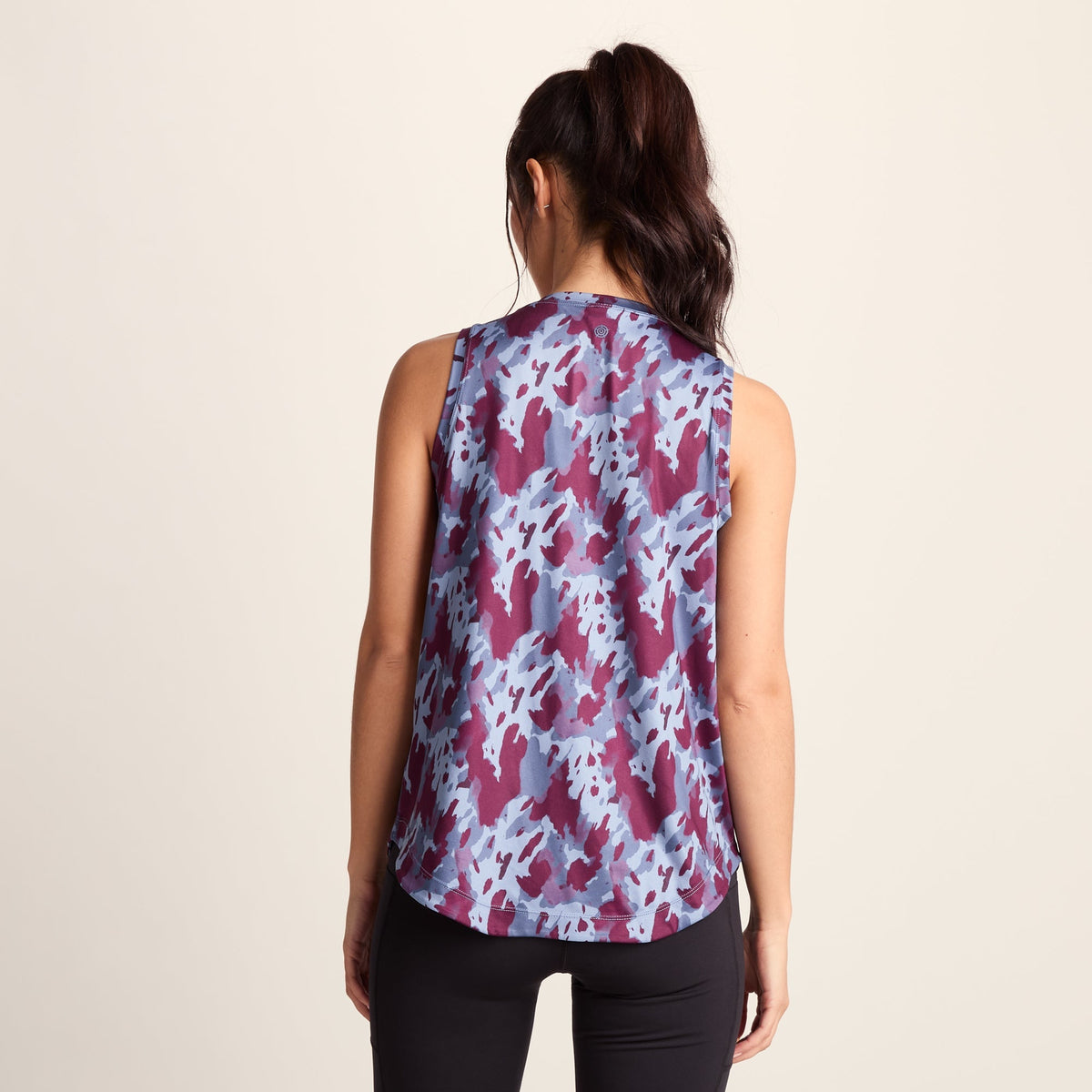 Quinn Womens Performance Vest - Smokey Blue Print