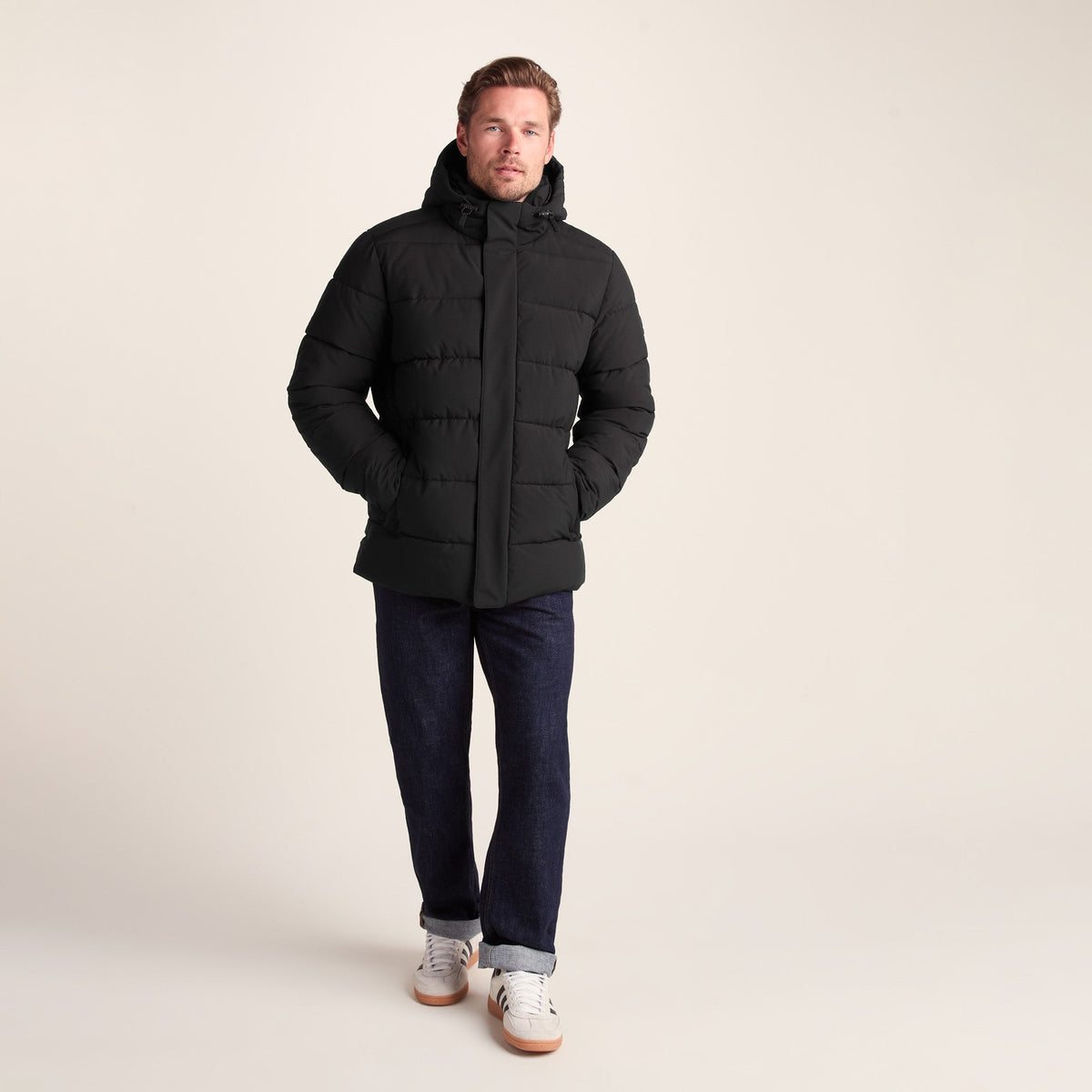 Tunnard Mens Short Shower Resistant Insulated Jacket - Black