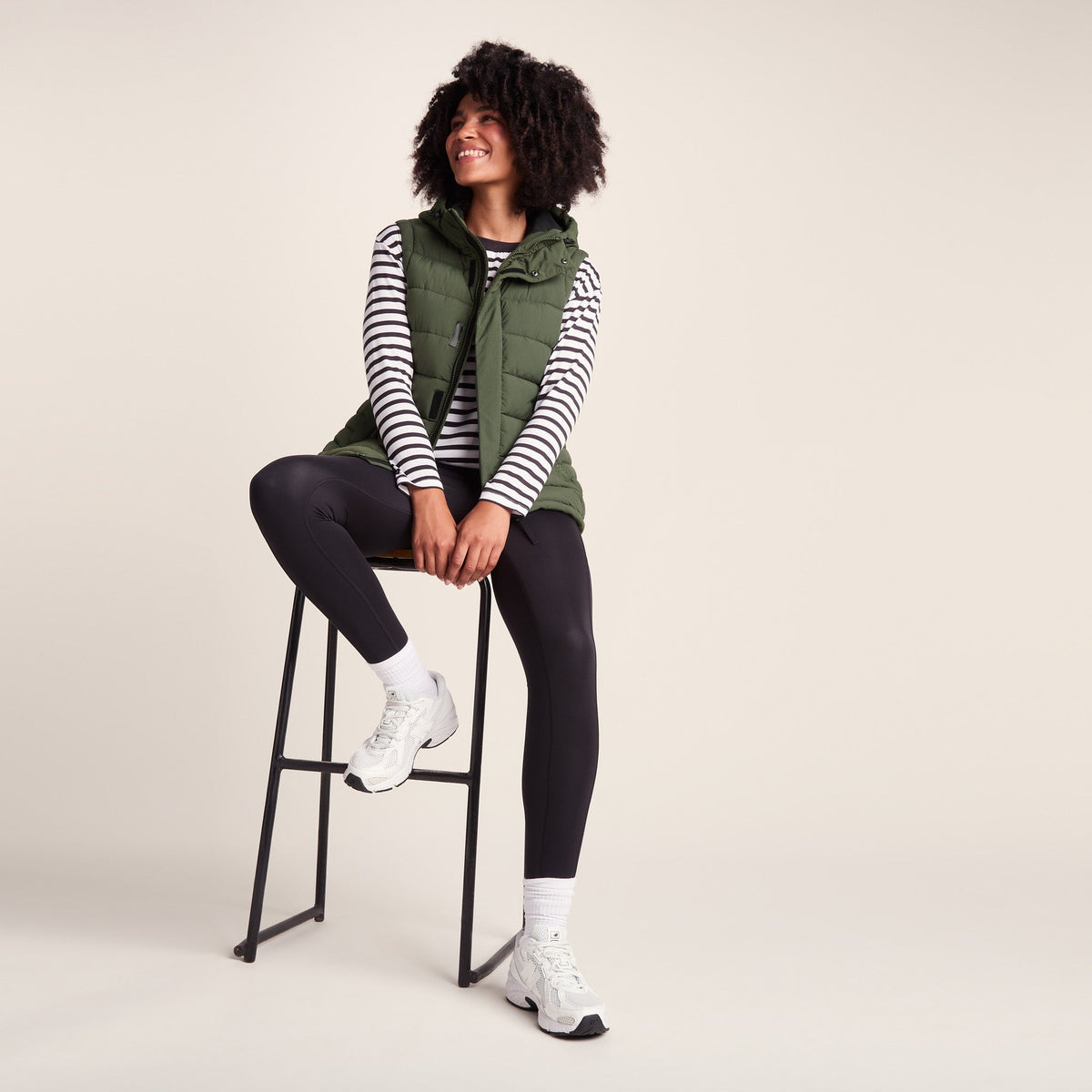 Wyness Womens Shower Resistant Insulated Jacket - Dark Green